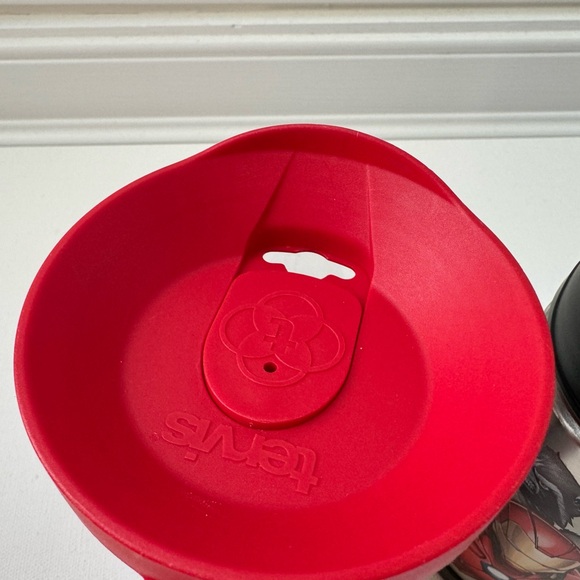Excellent condition kids Turvis Tumbler & insulated bottle Marvel Spider-Man $50 - Picture 3 of 4